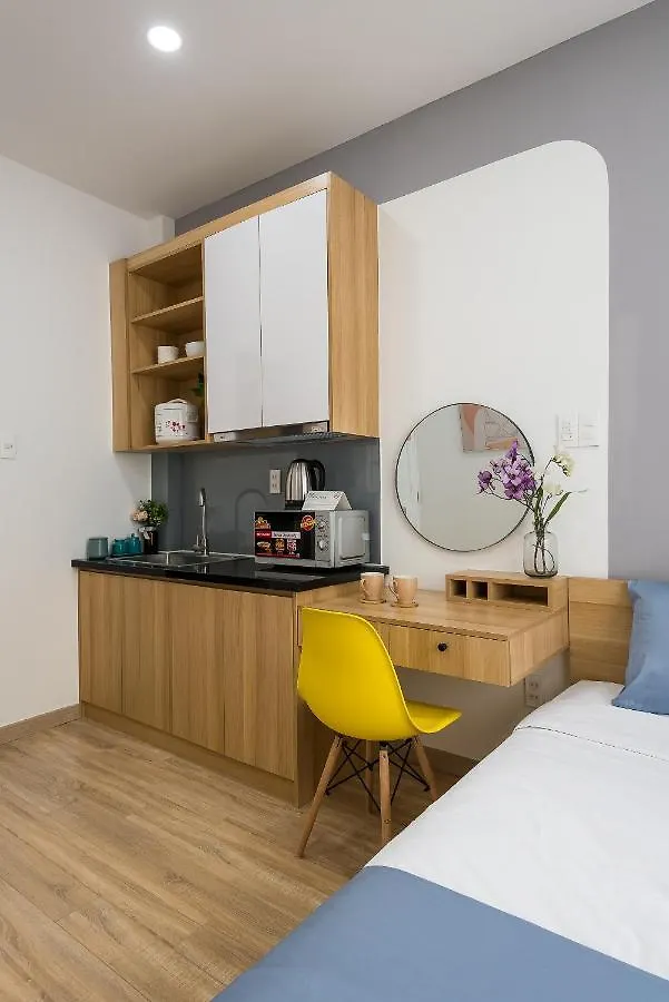 Cozrum Homes Ambera House Ho Chi Minh City 0*,
