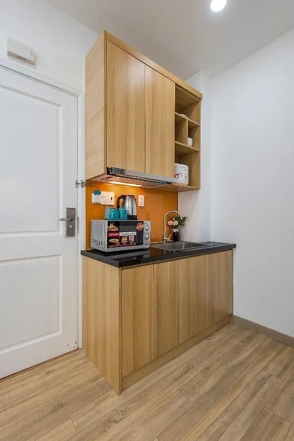 Cozrum Homes Ambera House 호치민 0*,