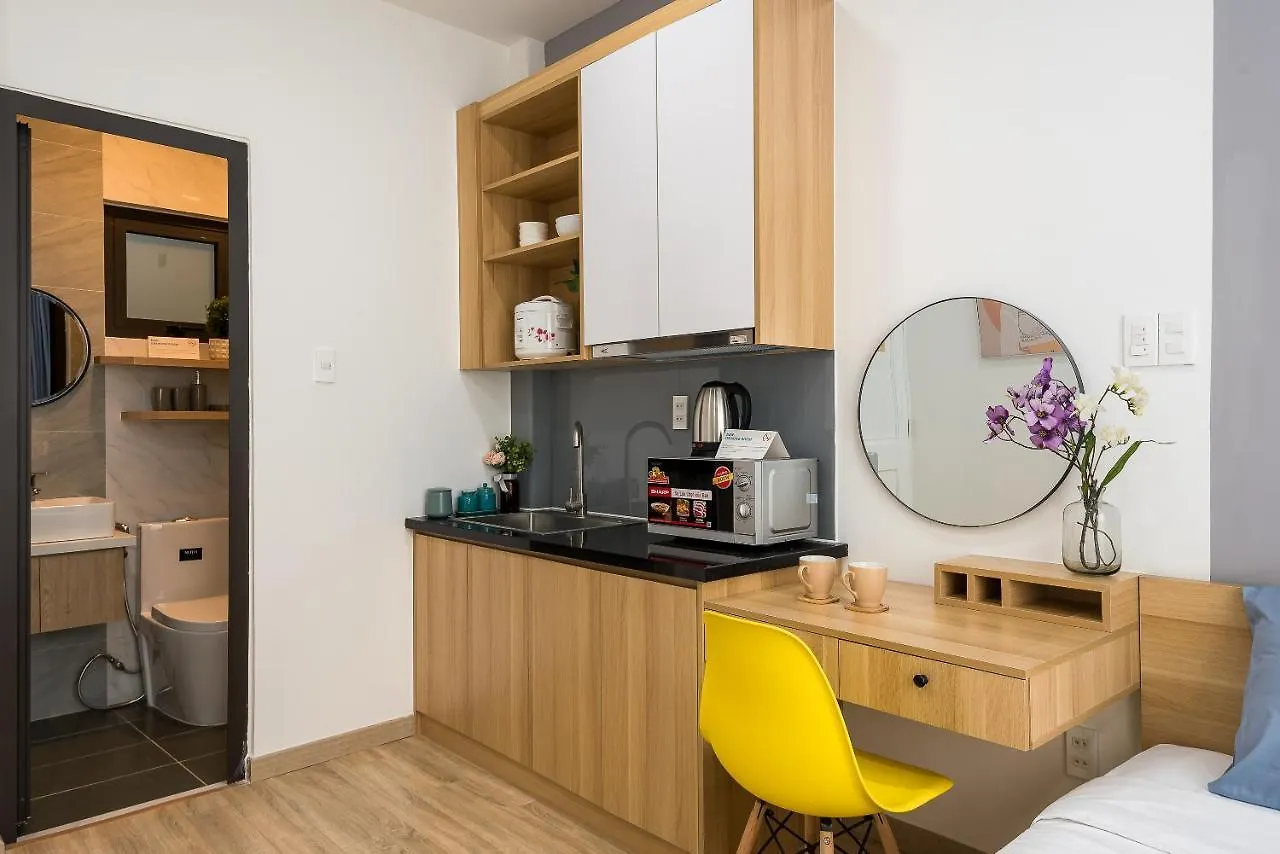 Cozrum Homes Ambera House 호치민 0*,  베트남